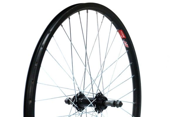 Колесо 26" MTB,заднее под трещотку, двойной обод DH18, алюм., черный,черная втулка ARD-801 ,135 мм